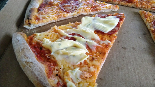 Pizzeria Triangeln - Gastronomi och hotellverksamhet