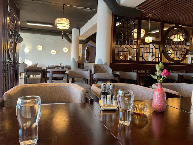 Mandarin Palace i Bollnäs - Gastronomi och hotellverksamhet