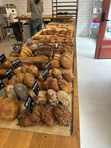 Opinii despre Malvas glutenfria hantverksbageri în Stockholm - Gastronomi och hotellverksamhet