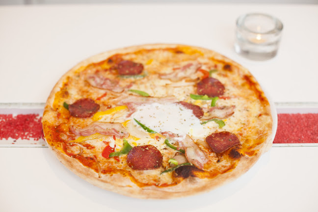 Opinii despre Pizzeria Amore (i Västerås) în Västerås - Gastronomi och hotellverksamhet