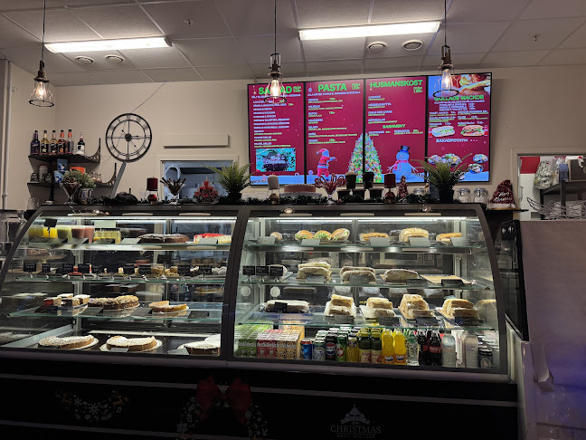 Reviews of Café Barkarbystaden in Järfälla - Gastronomi och hotellverksamhet