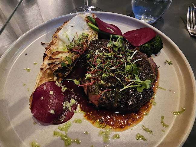 The Lamp Restaurant - Gastronomi och hotellverksamhet