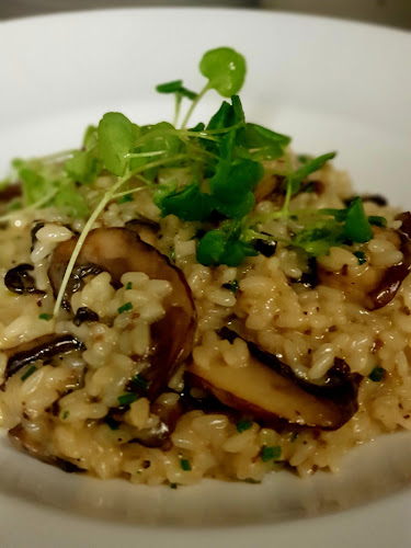 La Nonna - Gastronomi och hotellverksamhet