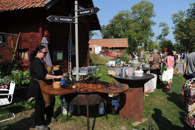 Comentarii opinii despre Lovö Magasin