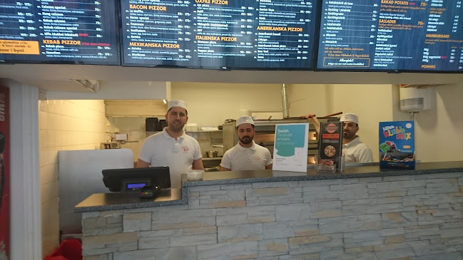 Skurups Pizzeria Open Times