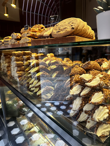 Comentarii opinii despre Muffin Bakery