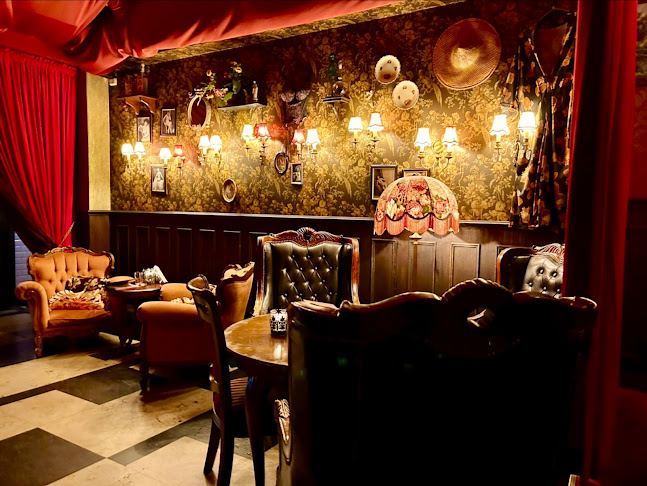 Comments and reviews of Puta Madre