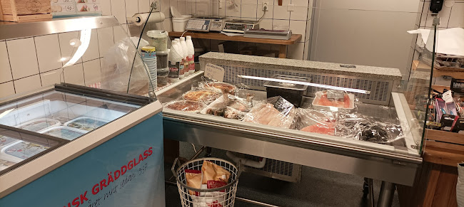 Comentarii opinii despre BJÖRK’s RINGSJÖN Fiskbutik & Rökeri