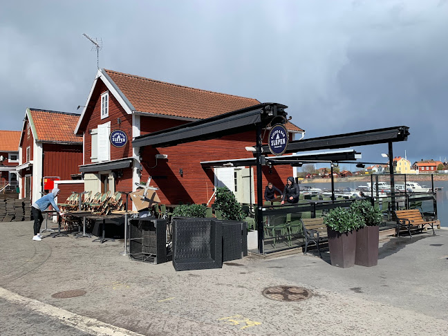Slupen - Gastronomi och hotellverksamhet
