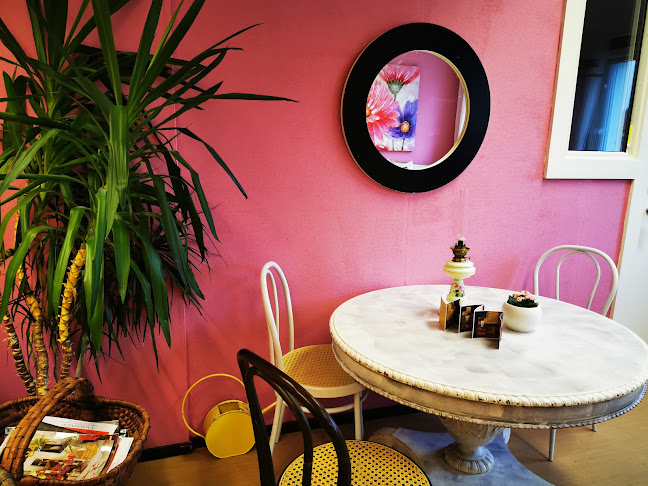 Fröken Larssons’ Café - Gastronomi och hotellverksamhet