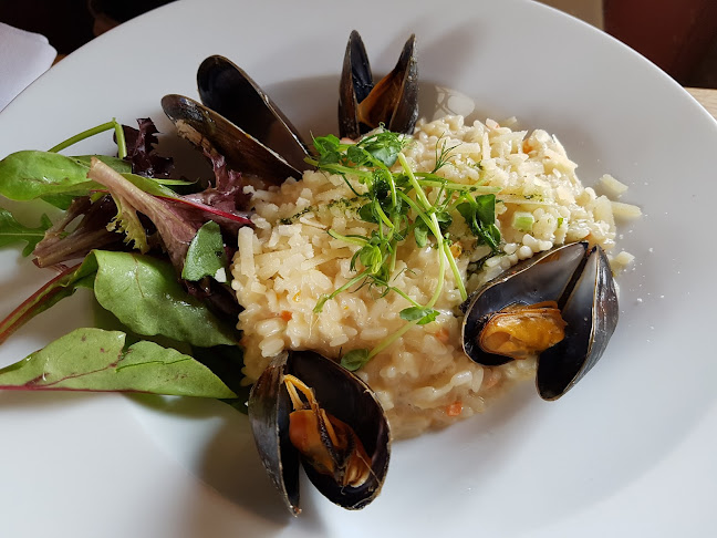 Robert Macfies väg, 459 33 Ljungskile