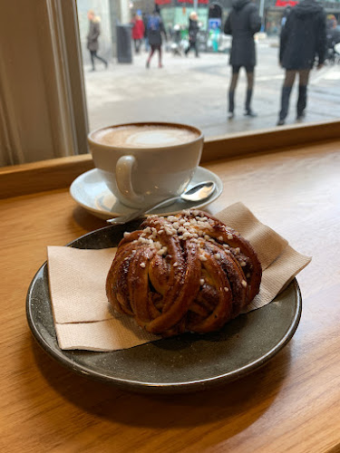 Humlegårdsgatan 1, 114 46 Stockholm