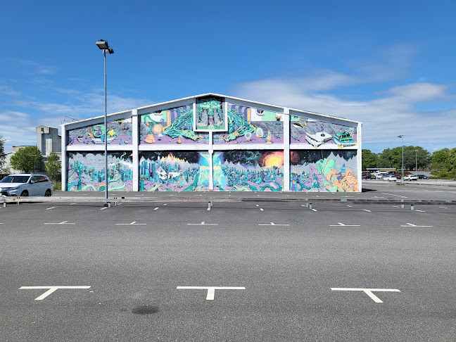 Strike'n Burgers - Gastronomi och hotellverksamhet