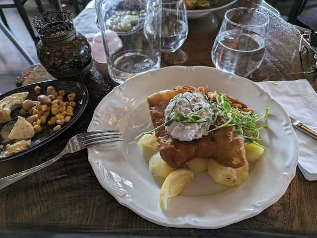 Kalimera Grekisk och Turkiskt Restaurang - Gastronomi och hotellverksamhet