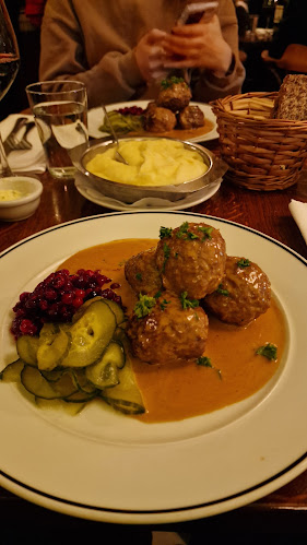 Restaurant Pelikan Phone number