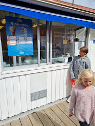 Gullholmens glassbar