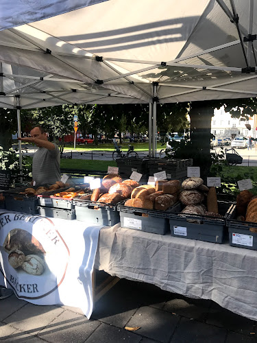 Opinii despre Tessinparken în Stockholm - Gastronomi och hotellverksamhet