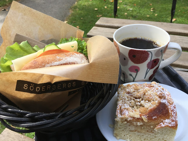 Cedergrensvägen 55, 126 36 Hägersten