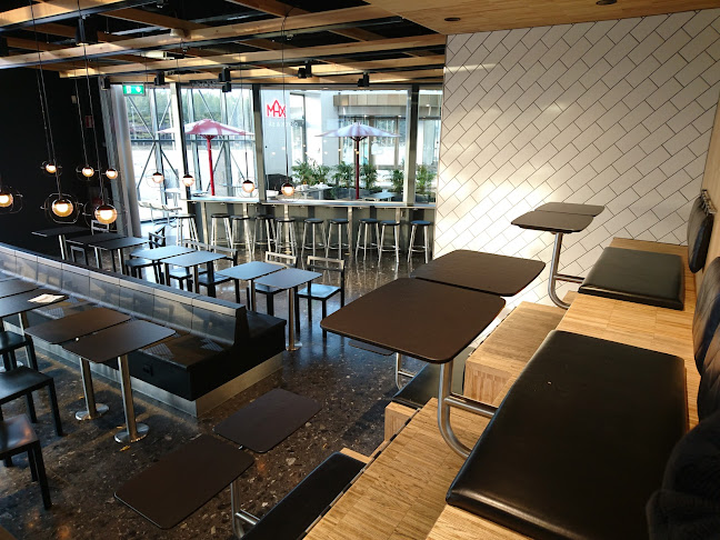 MAX Burgers - Gastronomi och hotellverksamhet