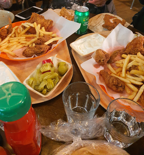 Al Malek Phone number