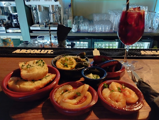 Comentarii opinii despre CALMA Tapasbar