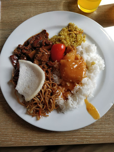 Opinii despre Guangdong House în Halmstad - Gastronomi och hotellverksamhet