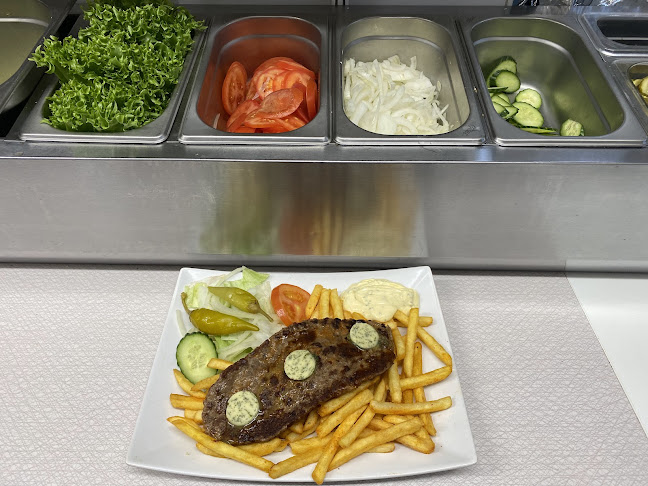 Opinii despre BBQ Kitchen în Eskilstuna - Gastronomi och hotellverksamhet