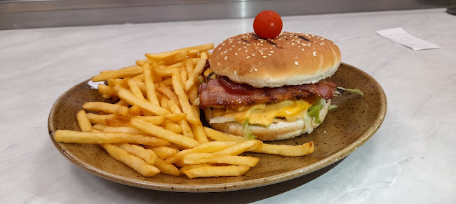 Venus Pizzeria Gårda - Gastronomi och hotellverksamhet