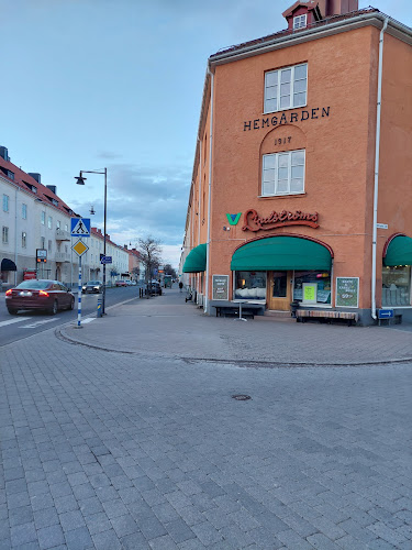 Lindströms Cafe & Konditori - Gastronomi och hotellverksamhet