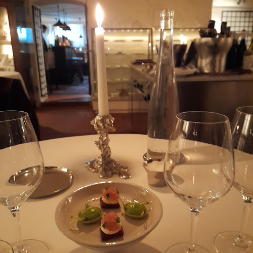 Restaurang & Vinbaren 28+ - Göteborg