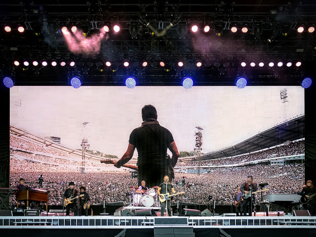 Flying Barrel - Gastronomi och hotellverksamhet