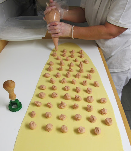 Ibolognesi AB - Gastronomi och hotellverksamhet