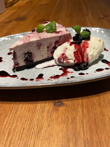 Restaurang Valvet - Gastronomi och hotellverksamhet