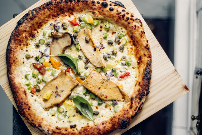 Villa & Trädgård de luxe Phone number