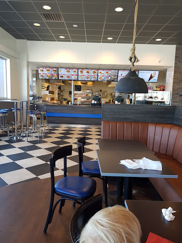 Comentarii opinii despre Enelly’s Burgers & Coffee Lindesberg