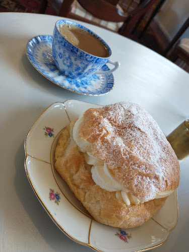 Lyckans konditori - Gastronomi och hotellverksamhet