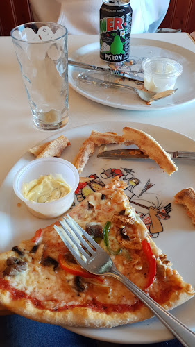 Gåvans Pizzeria - Gastronomi och hotellverksamhet