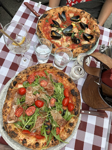 da Luigi - Gastronomi och hotellverksamhet