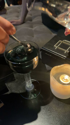 ADAMO - Gastronomi och hotellverksamhet