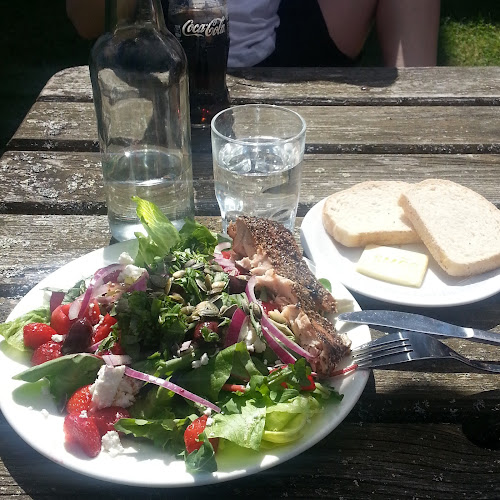 Reviews of Bruks cafe in Bjuråker - Gastronomi och hotellverksamhet