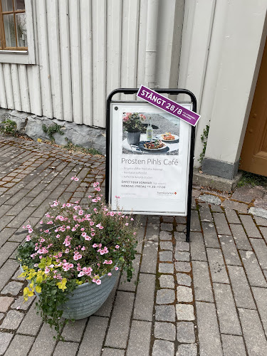 Prosten Pihls café - Gastronomi och hotellverksamhet