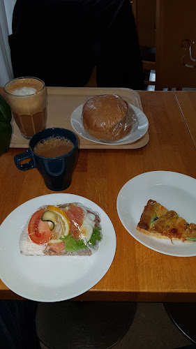 Opinii despre Fenix ​​- Bakery, Tea Room & Café în Örkelljunga - Gastronomi och hotellverksamhet