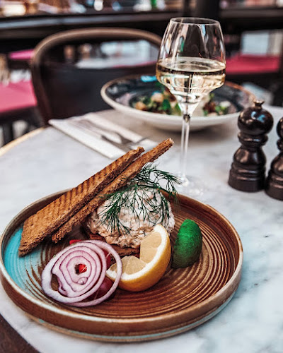 Tures - Restaurang & Bar - Gastronomi och hotellverksamhet