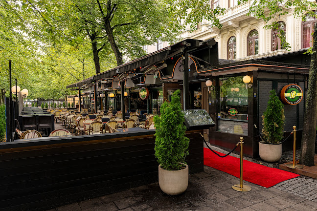 Harry B James - Gastronomi och hotellverksamhet