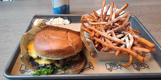 Varmvalsvägen 17, 721 30 Västerås