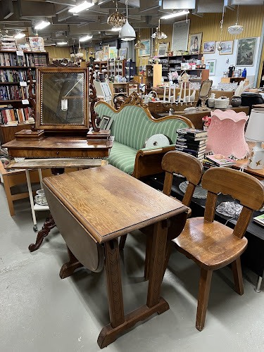 Stallarholmens Antik & Loppis - Gastronomi och hotellverksamhet