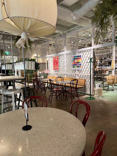 Sally Voltaire & Systrar - Stockholm