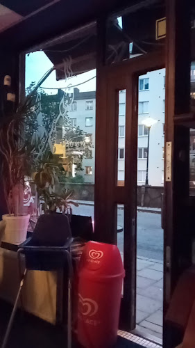 Comentarii opinii despre Hot & Fresh Pizzeria