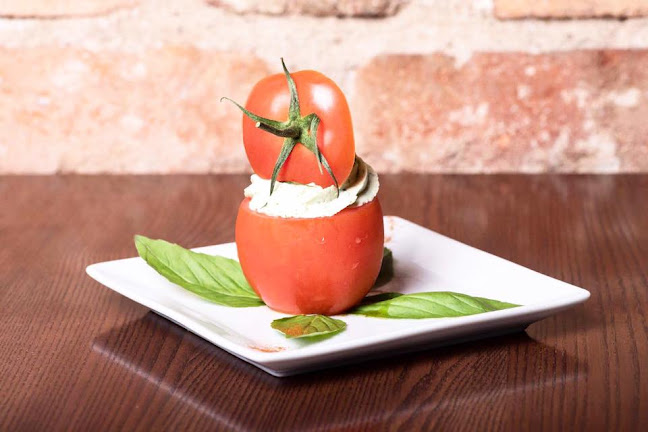 Caliente Tapas & Bar - Restaurang Enköping - Gastronomi och hotellverksamhet