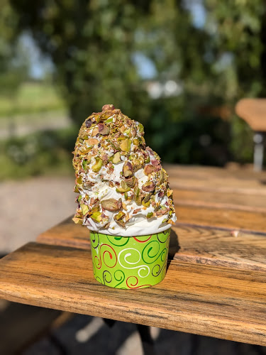 Ormesta Glasscafé Brända Bullar AB - Gastronomi och hotellverksamhet